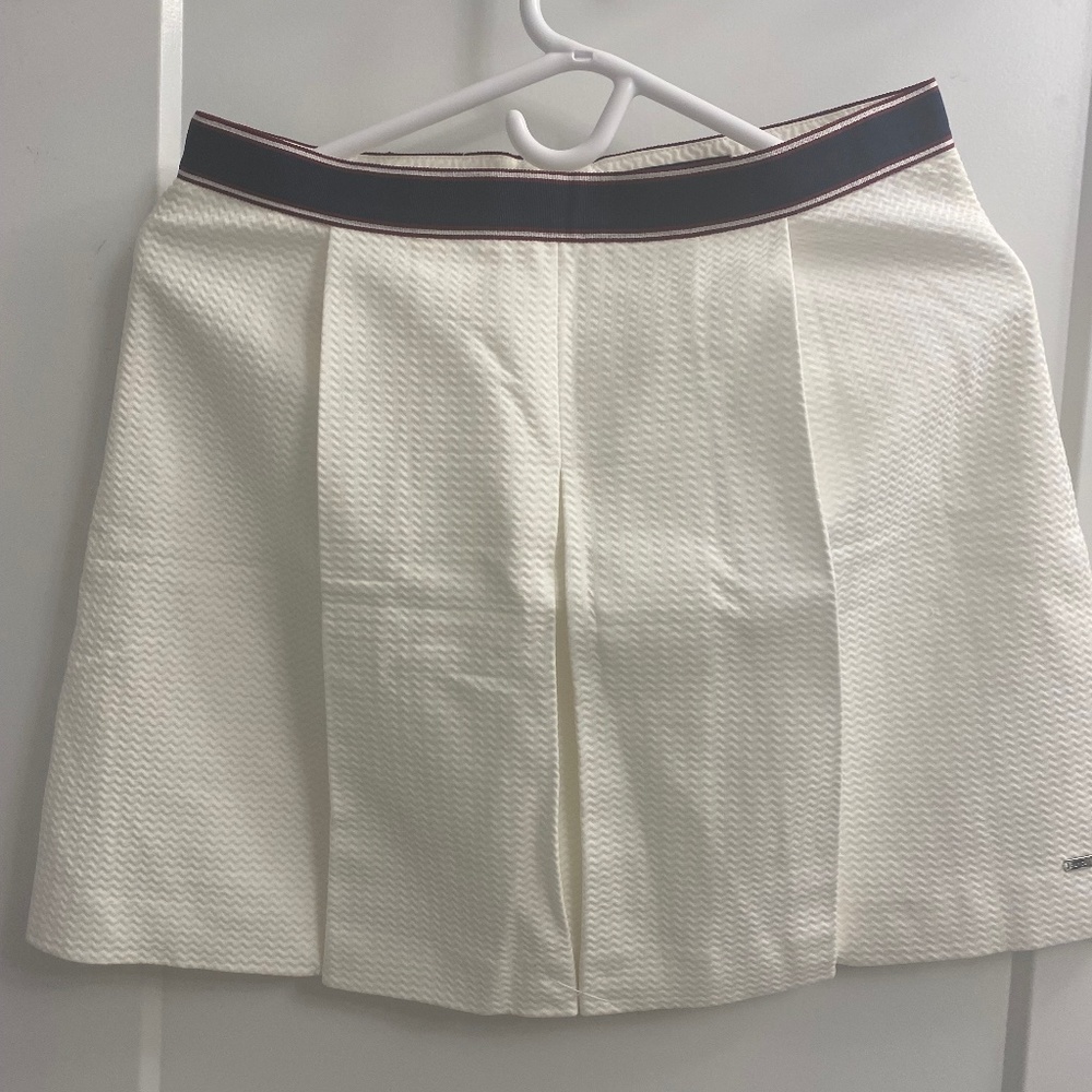 BNWT Tommy Hilfiger Mini Skirt